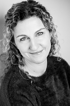 dr Aleksandra Winiarska