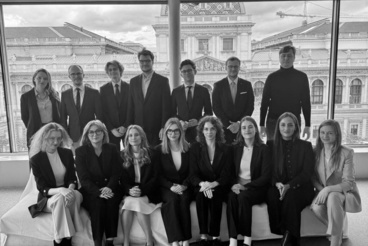 Sukces studentów WPiA UW w 32. edycji Willem C. Vis Moot Court Competition