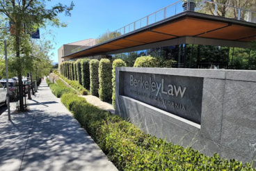 Program LL.M. Executive Track w Berkeley Law